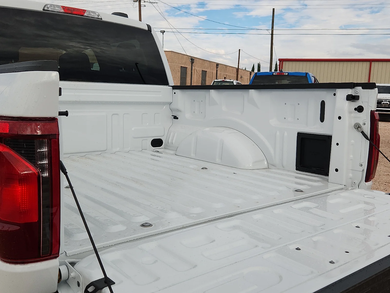 New 2026 Oxford White Ford STX image 12