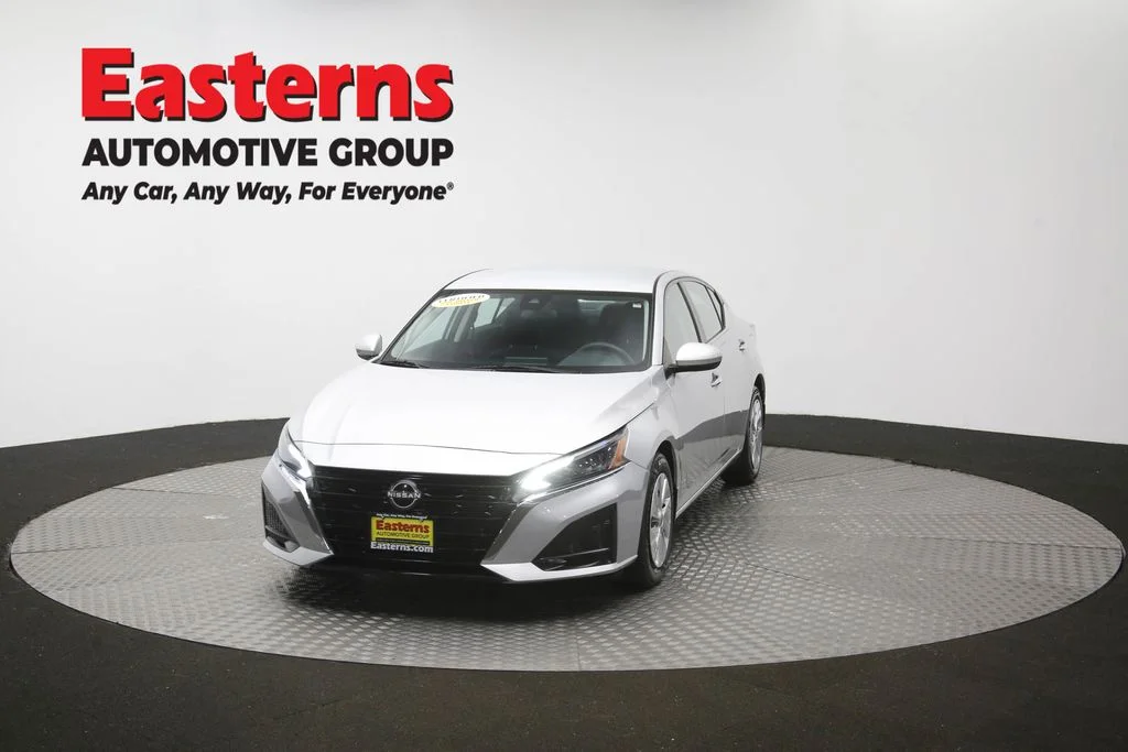 Used 2023 Silver Nissan 2.5 S image 52