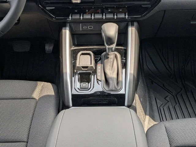 2026 Chevrolet Colorado LT - Photo 19
