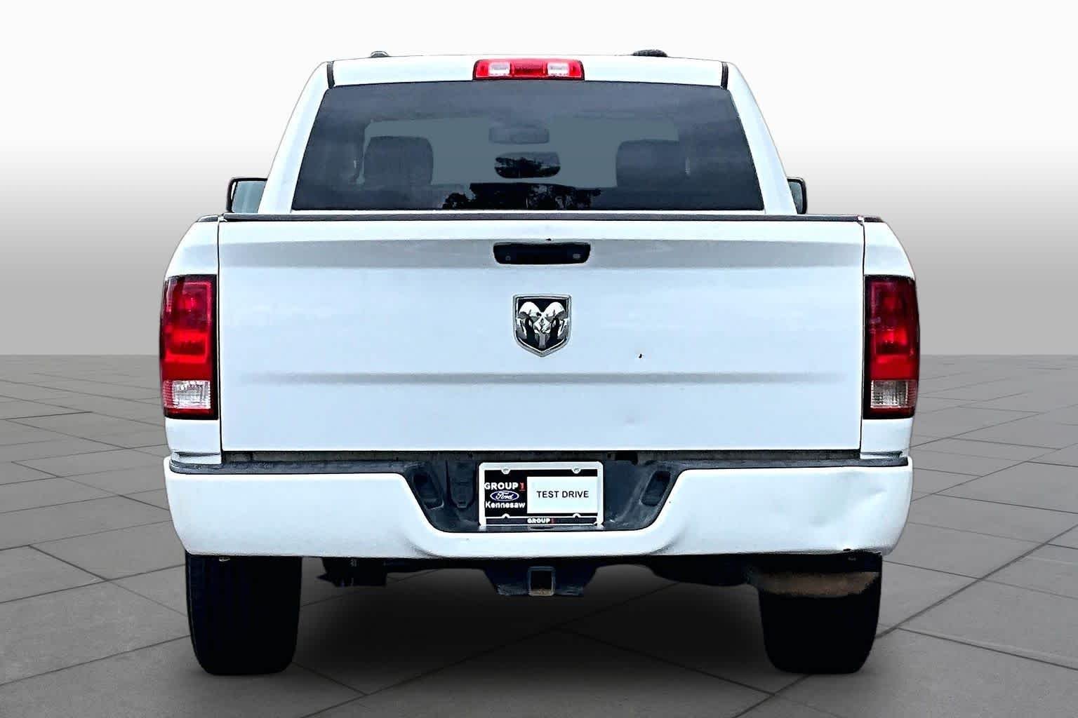 Used 2015 Bright White Clearcoat Ram Express image 4