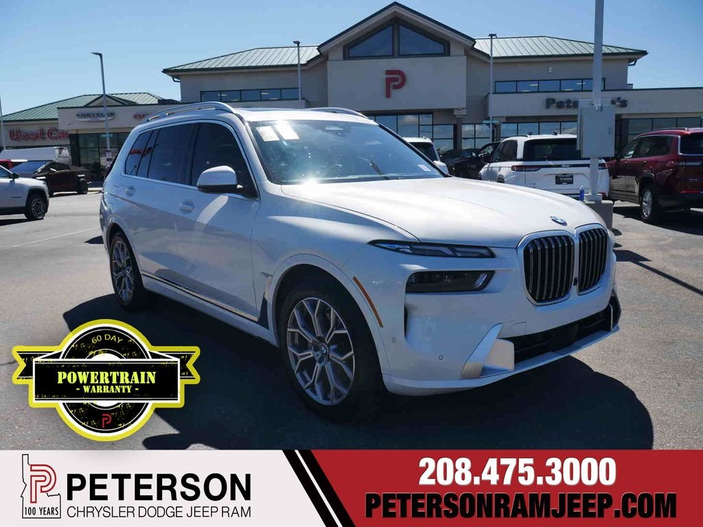 2023 BMW X7 xDrive40i's photo