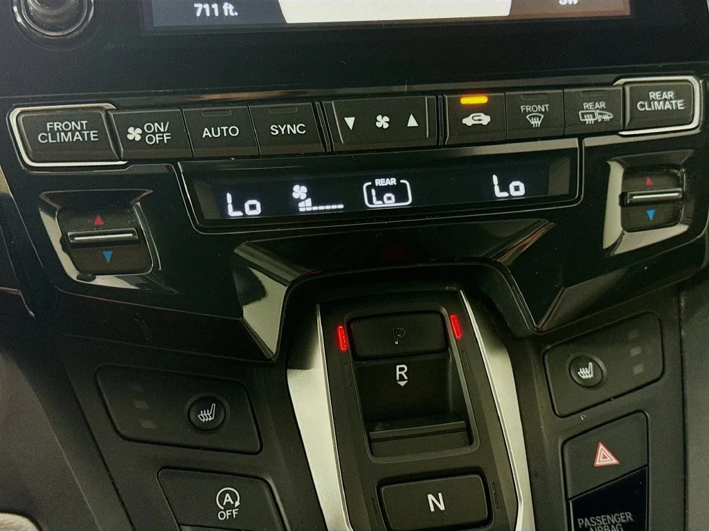 Certified Used 2019 Crystal Black Pearl Honda Touring image 21