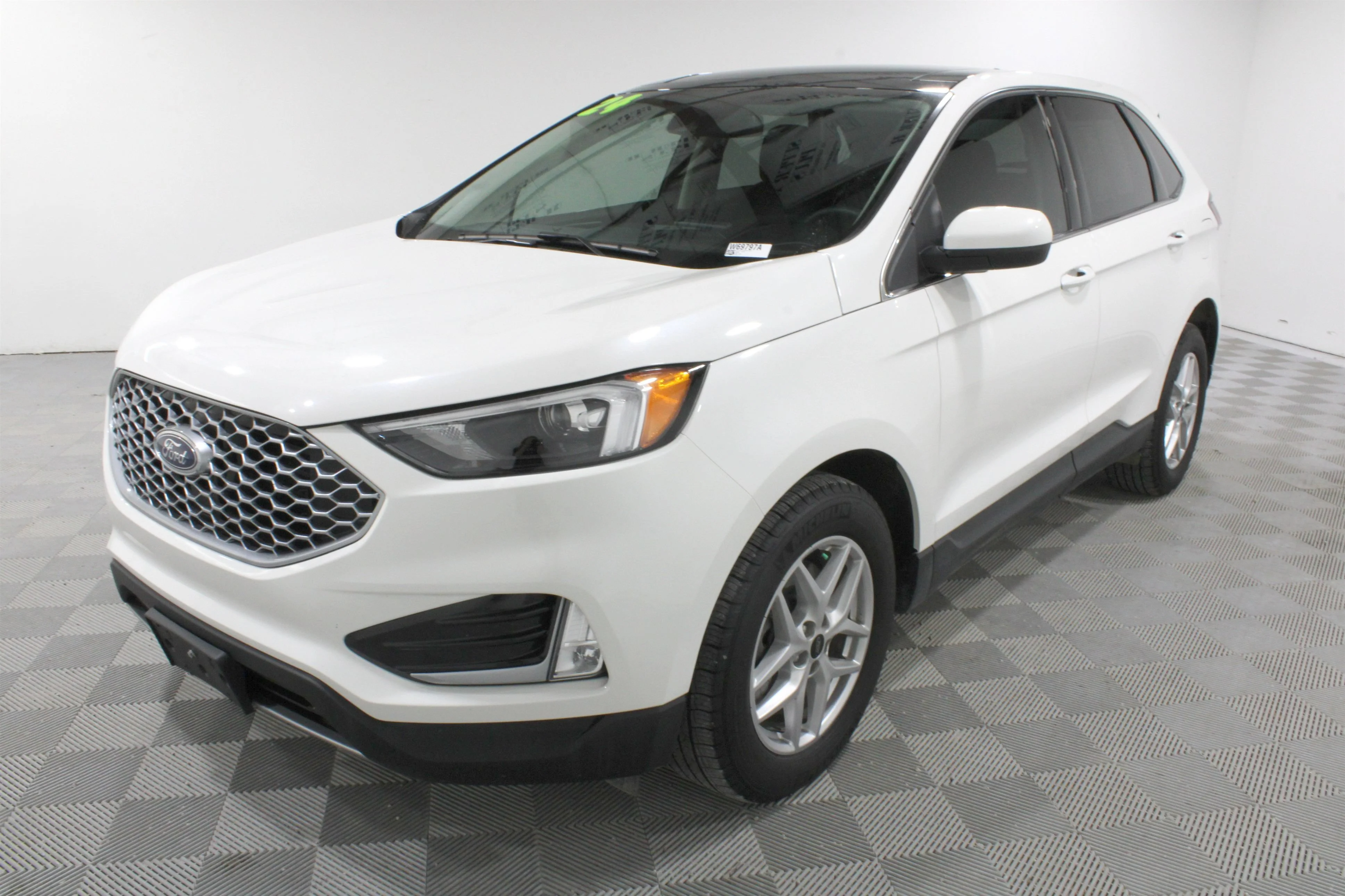 2024 Ford Edge SEL - Photo 31