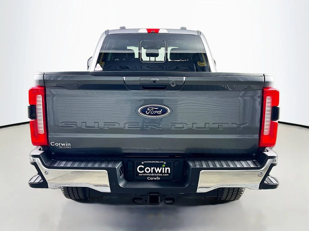 New 2026 Carbonized Gray Metallic Ford Lariat image 14