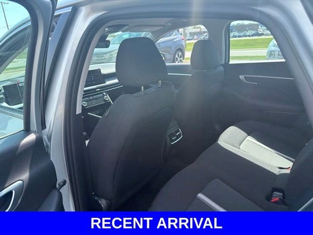 Used 2026 Silver Hyundai Blue image 31