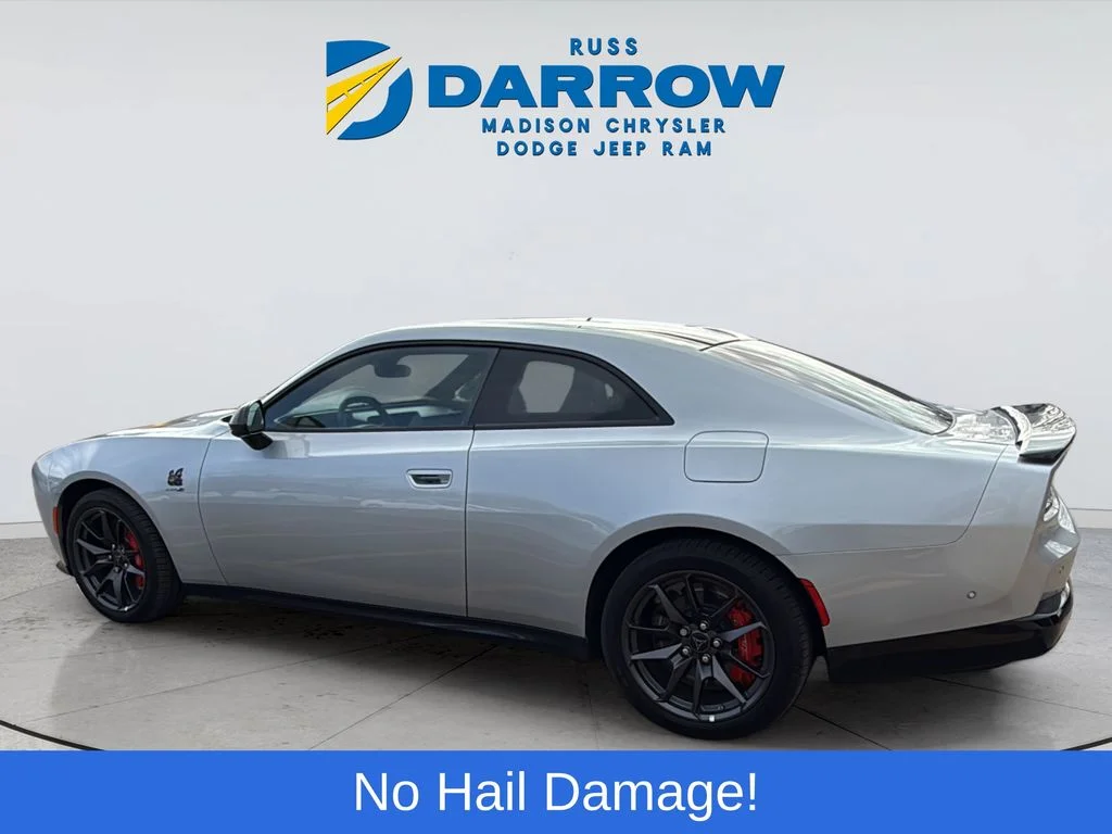 Used 2024  Dodge R/T Scat Pack image 3