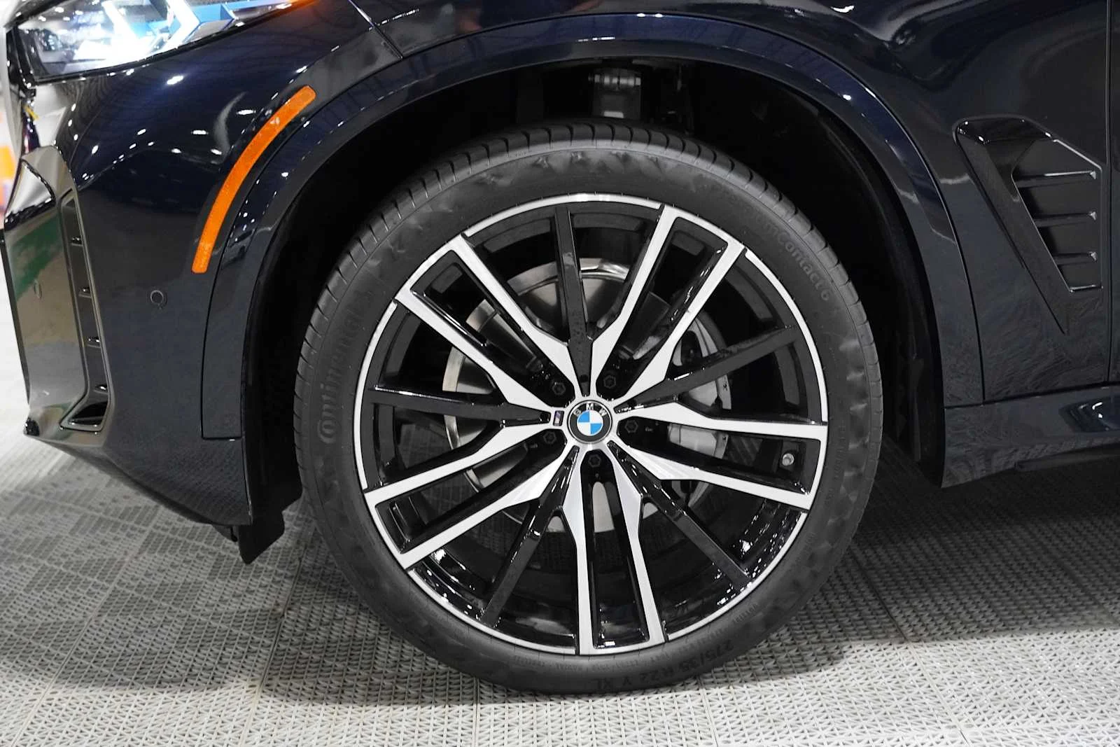 Certified Used 2026 Carbon Black Metallic BMW sDrive40i image 8