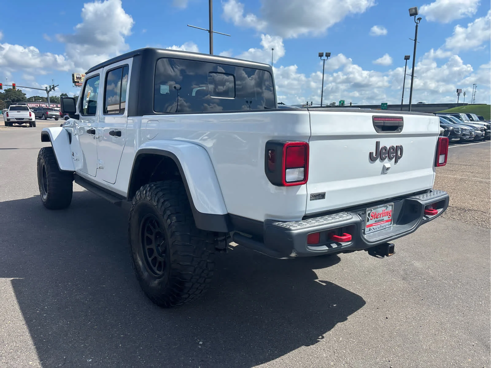 Used 2020 Bright White Cl Jeep Rubicon image 5