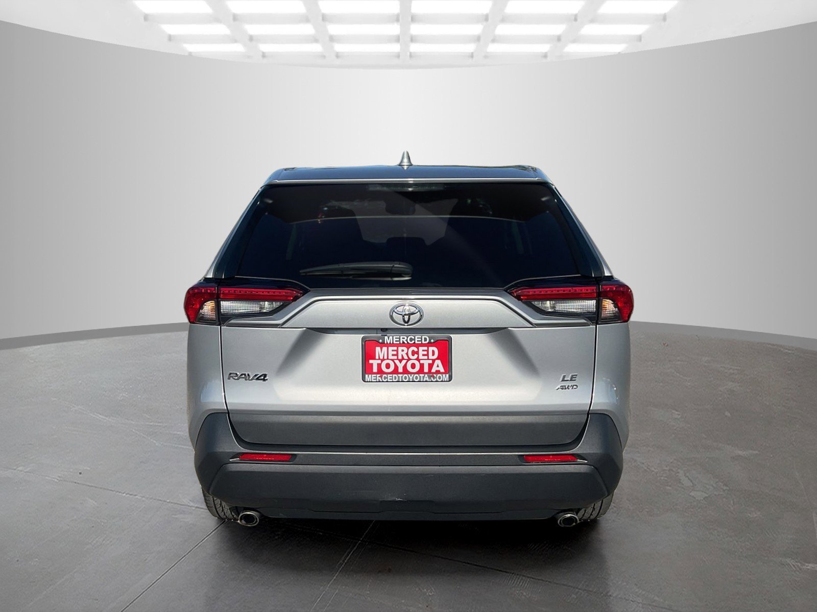 Used 2024 Silver Sky Metallic Toyota LE image 4