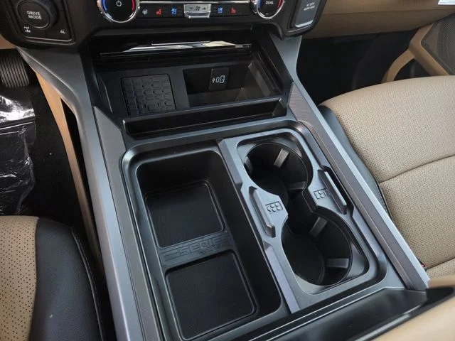 New 2026 Star White Metallic Tri-Coat Ford F-250® Lariat® image 28