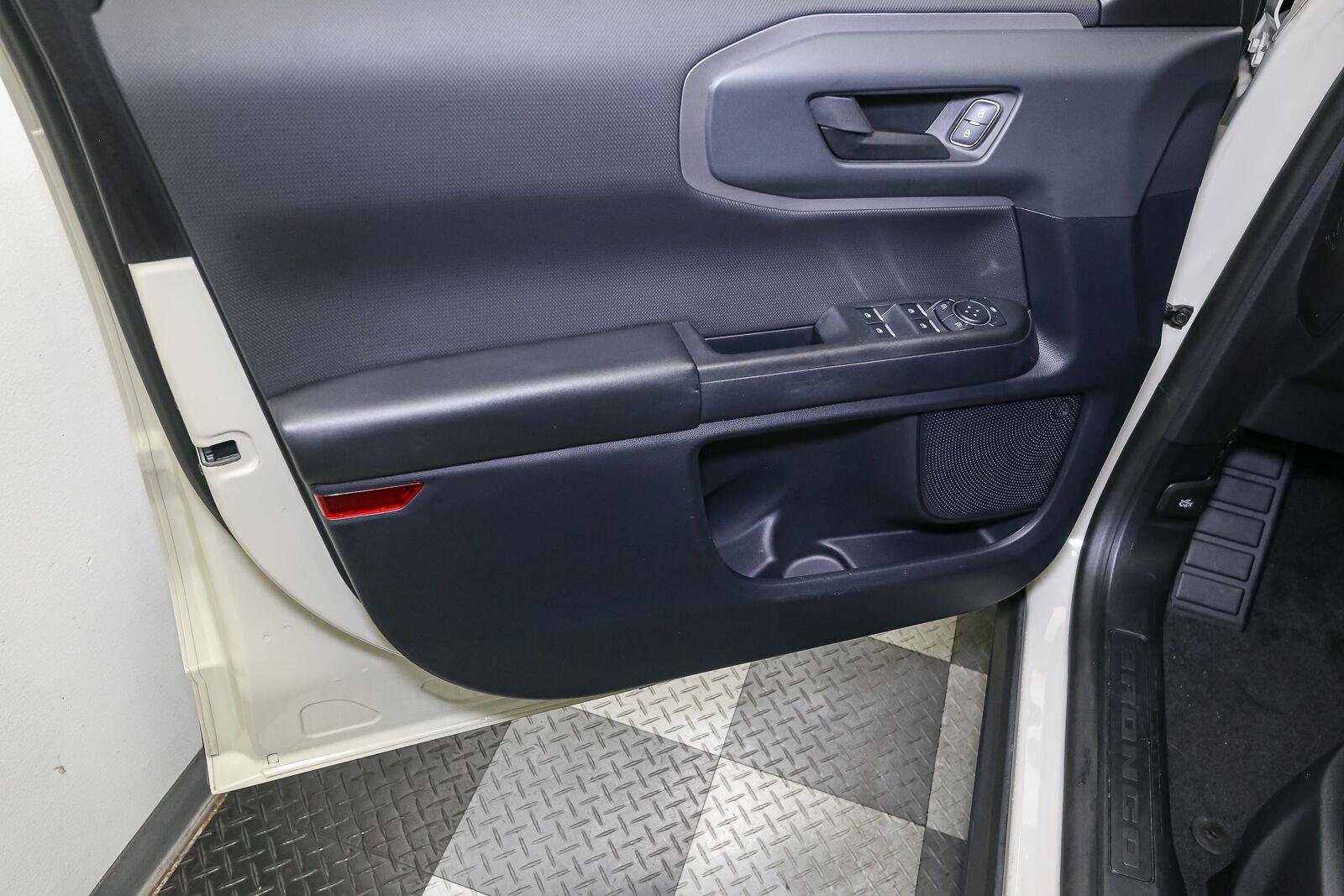 Used 2024 Desert Sand Ford Big Bend image 38