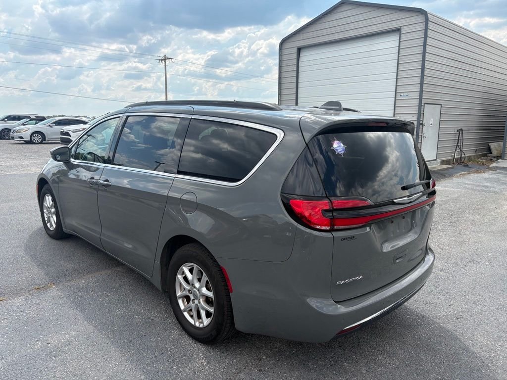 Used 2022 White Chrysler Touring L image 9