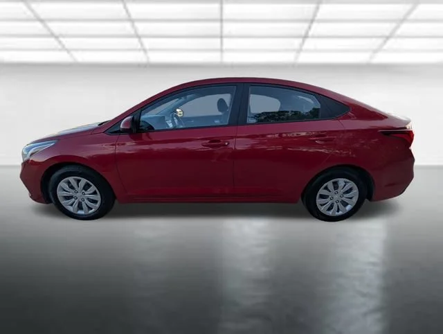 Used 2021 Red Hyundai SE image 23