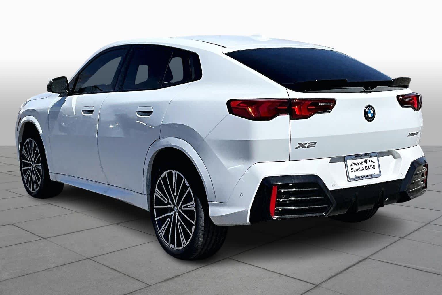 New 2026 Alpine White BMW xDrive28i image 12