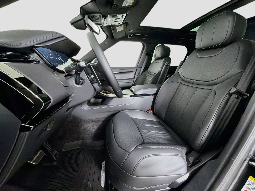 New 2027 Carpathian Grey Land Rover Dynamic SE P400 image 22