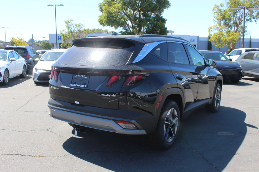 New 2026 Gray Hyundai SEL image 7
