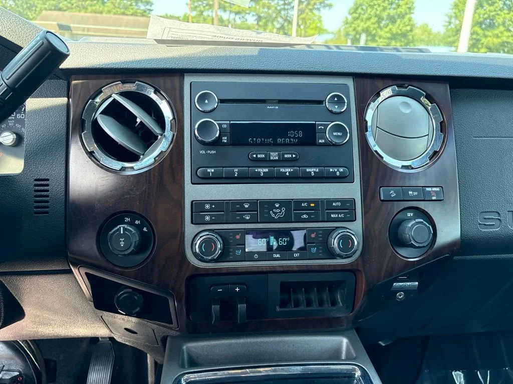 Used 2012 Black Ford Lariat image 18