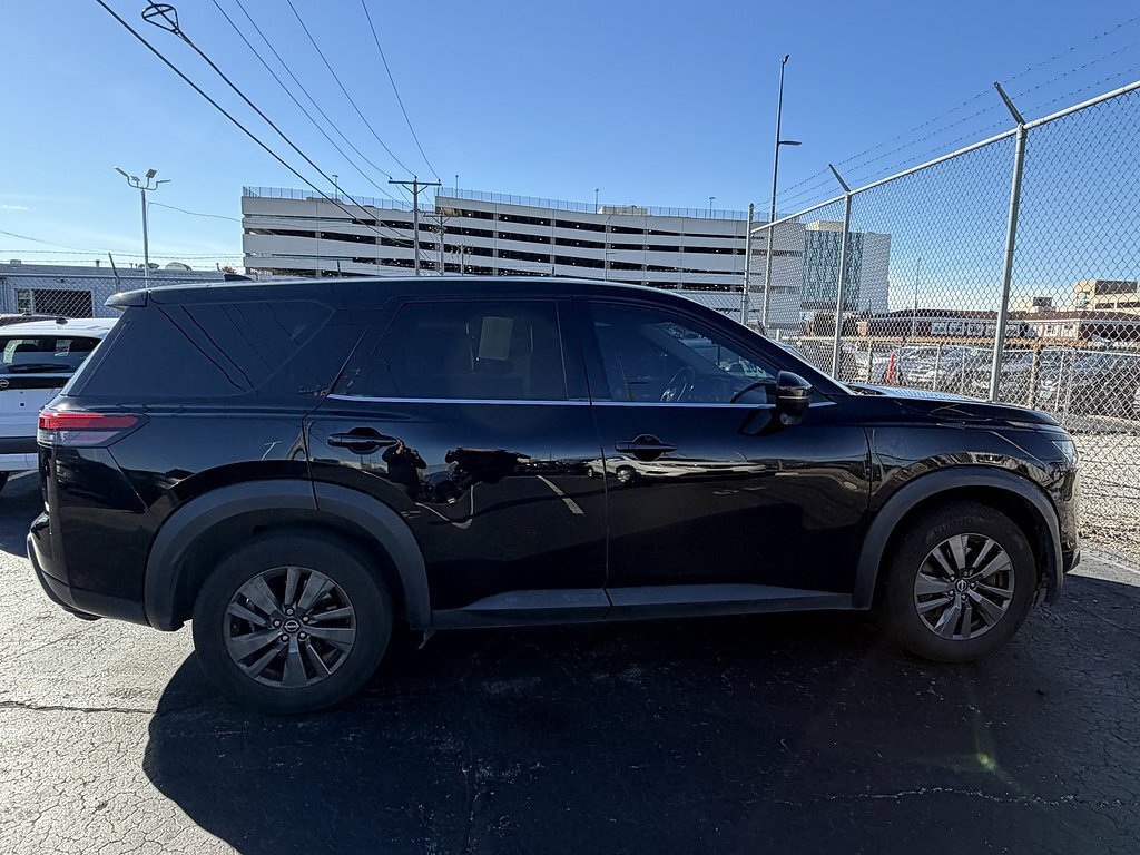 Used 2022 Super Black Nissan S image 6