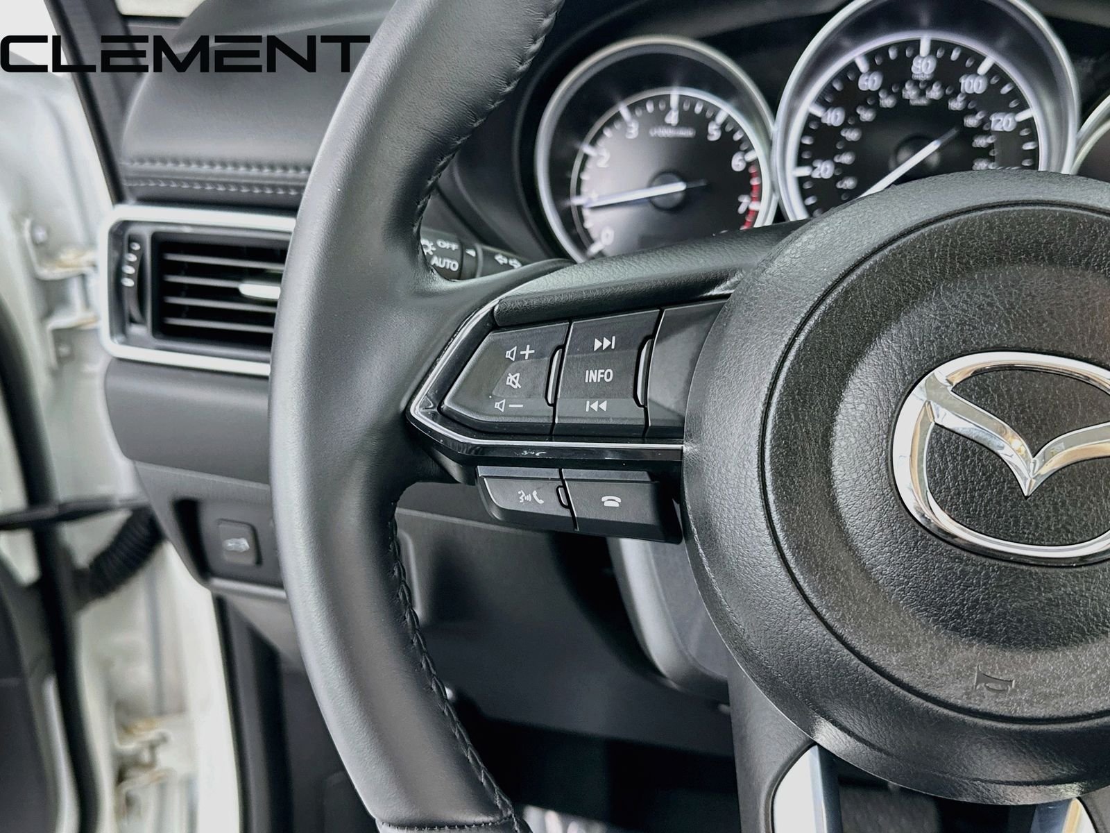 2023 Mazda CX-5 S Preferred package - Photo 15
