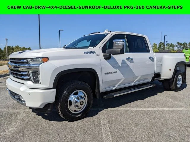 Used 2022 Beige Chevrolet High Country image 19