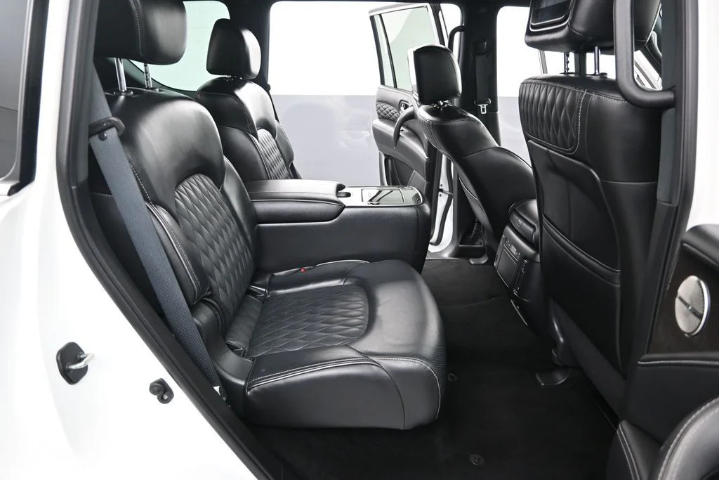 Used 2023 White INFINITI Sensory image 33
