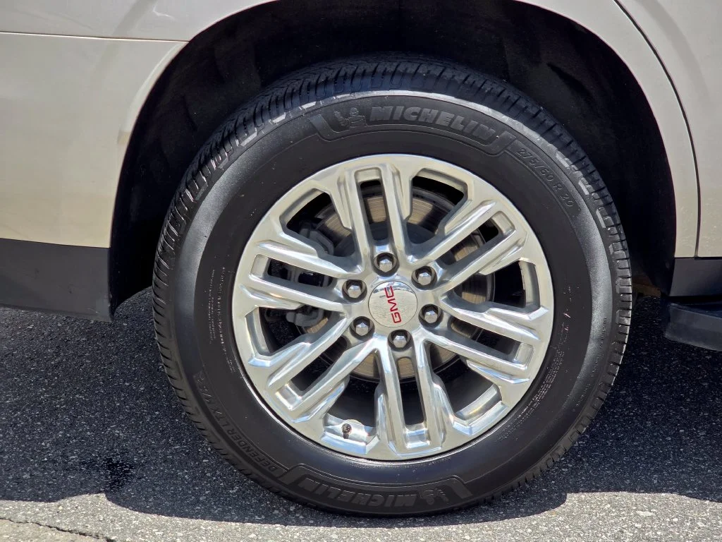 Certified Used 2023 Beige GMC SLT image 16