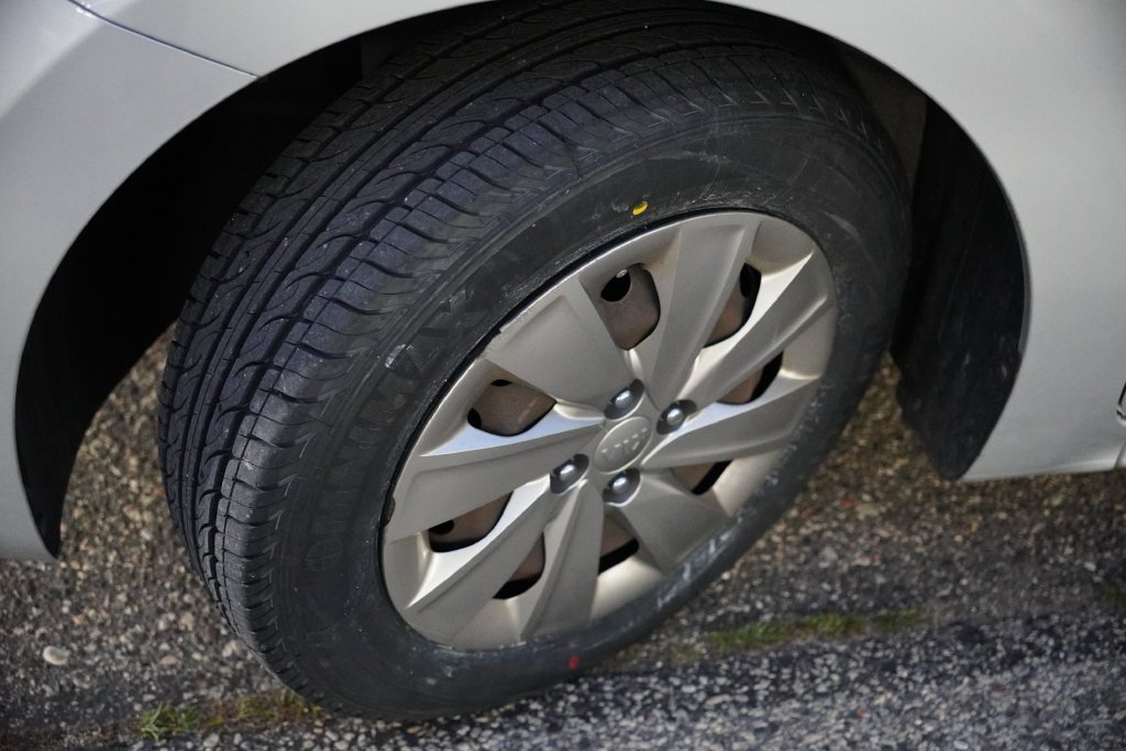 Certified Used 2018 Silky Silver Kia LX image 13