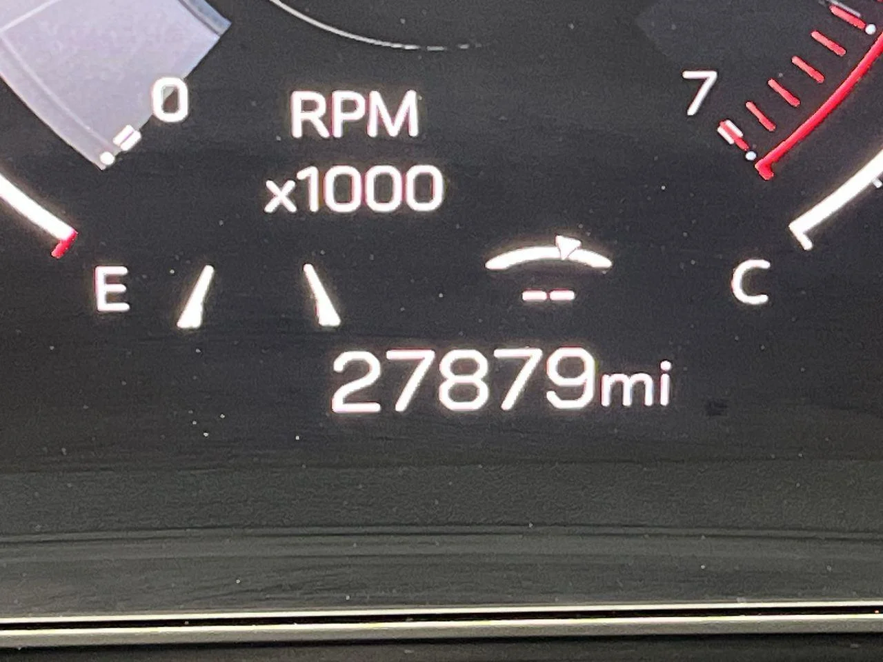 Used 2025 Riverstone Metallic GMC Elevation image 13