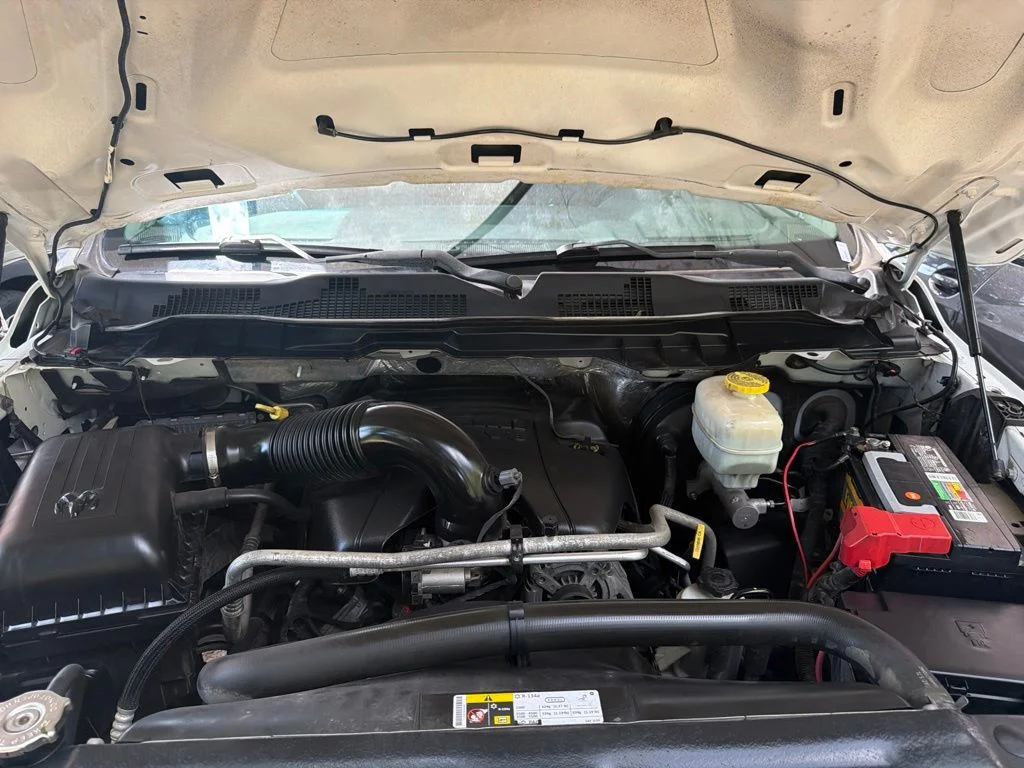 Used 2016 White Ram SLT image 29