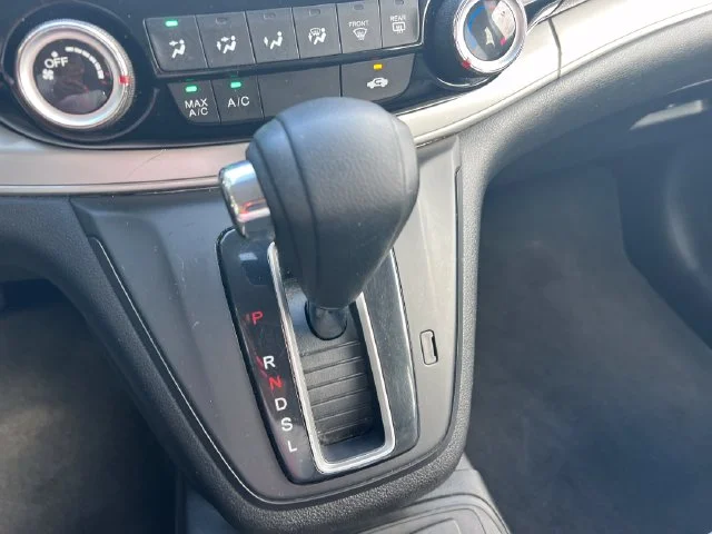 Used 2016  Honda LX image 18