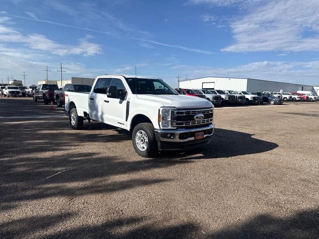 New 2026 White Ford XLT image 9