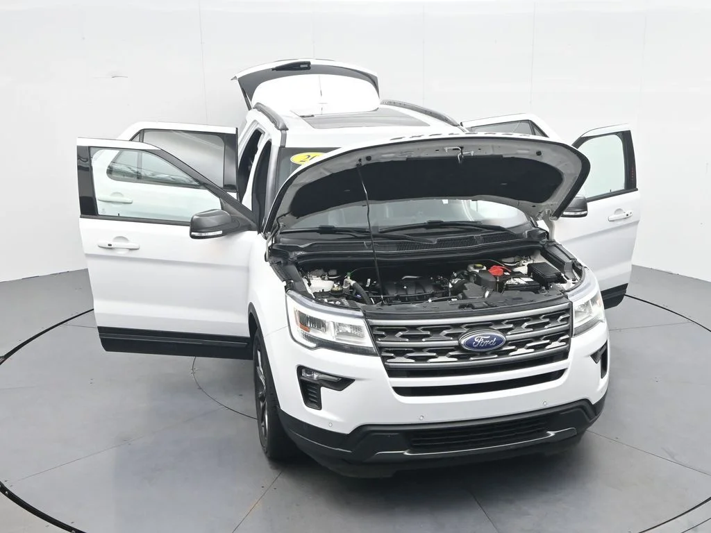 Used 2018 White Ford XLT image 40