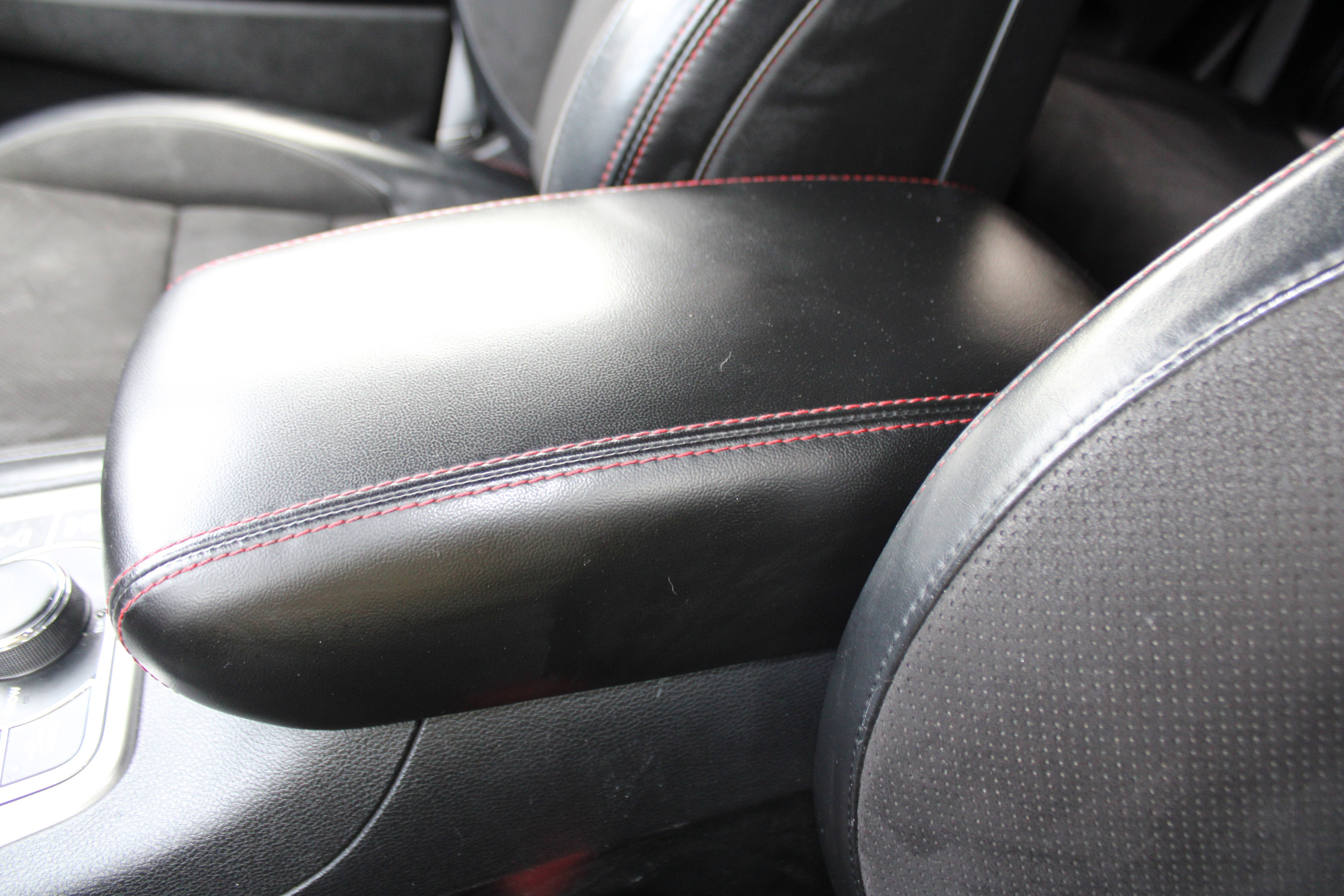 Used 2020 Diamond Black Crystal Pearlcoat Jeep Trailhawk image 30