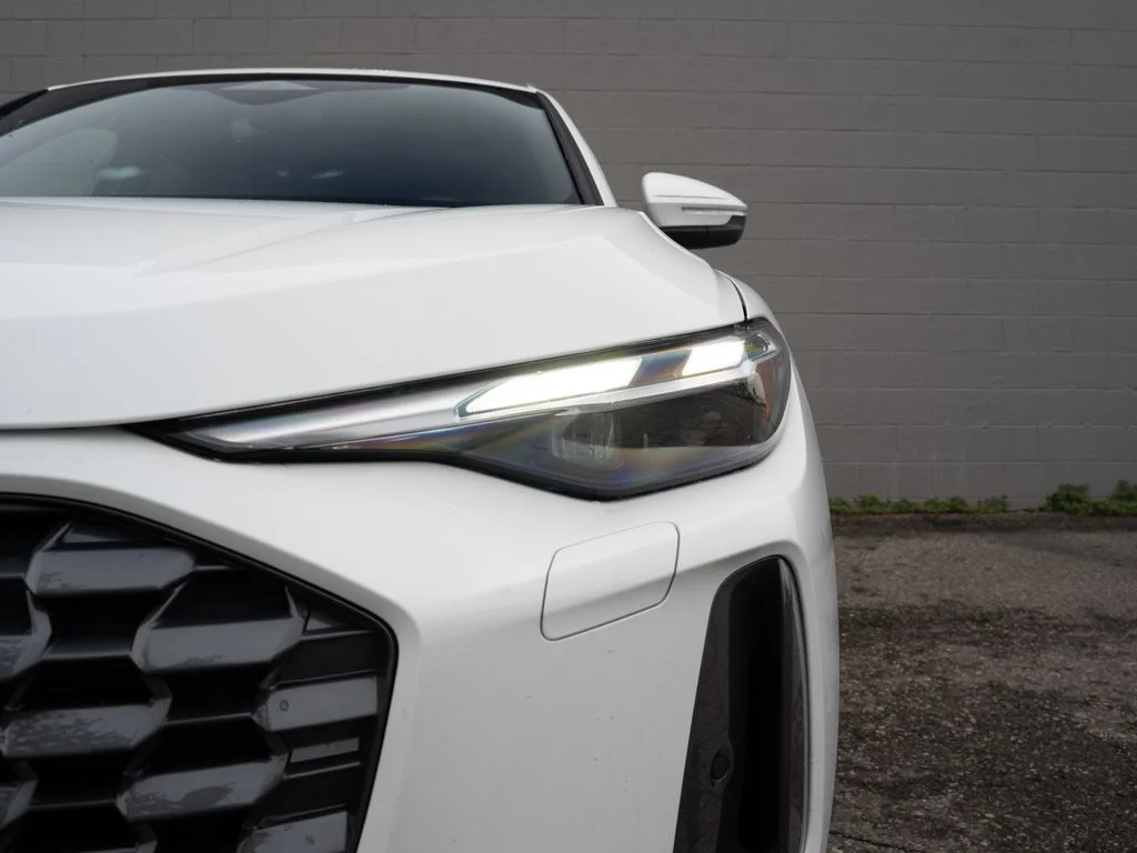 Used 2025 White Audi  image 11