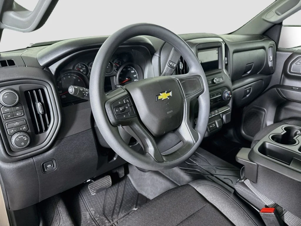 New 2026 White Chevrolet Custom image 9