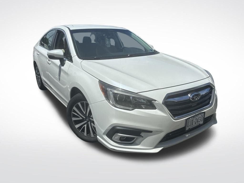 Used 2018 Crystal White Pearl Subaru 2.5i image 2