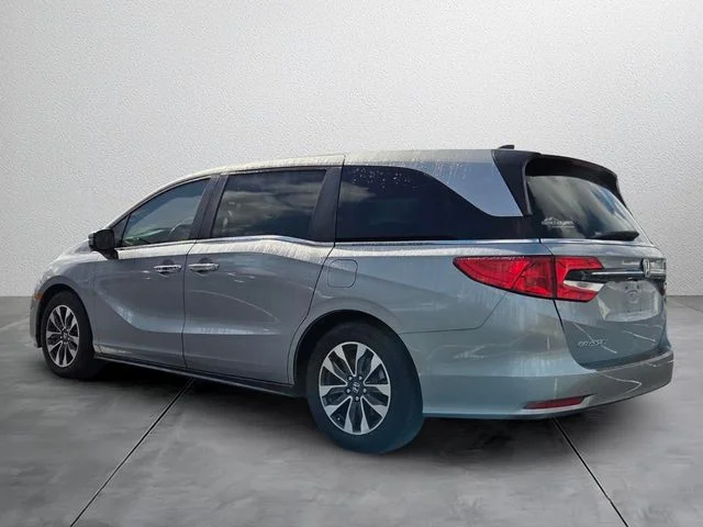 Used 2021 Silver Honda EX-L image 3