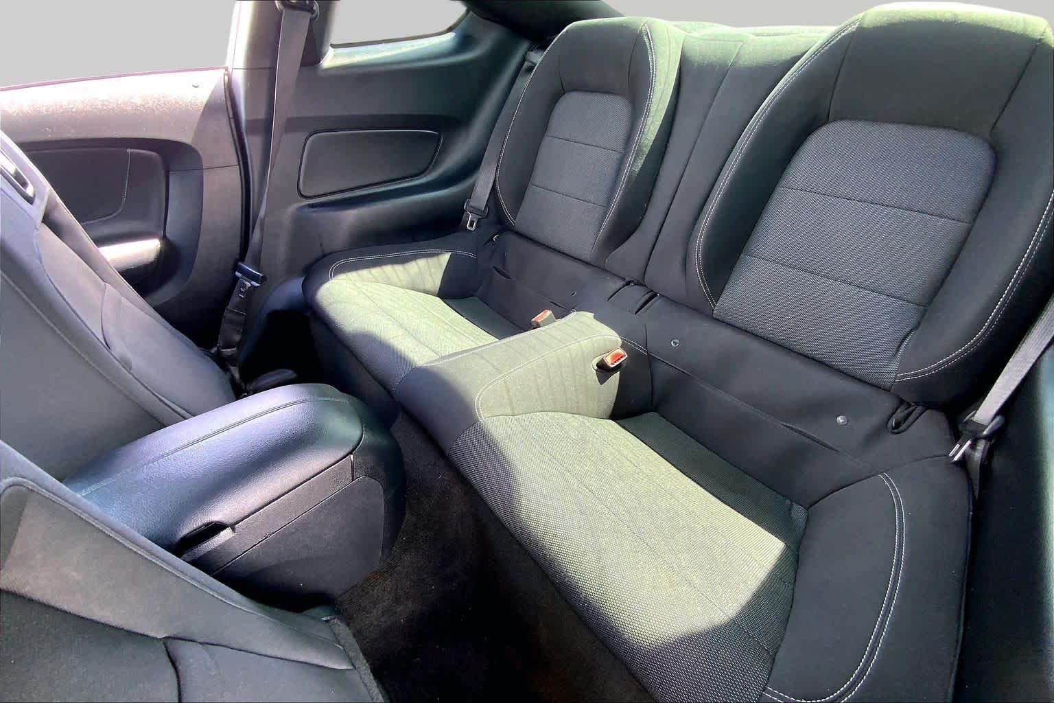 Used 2017 Magnetic Ford V6 image 20