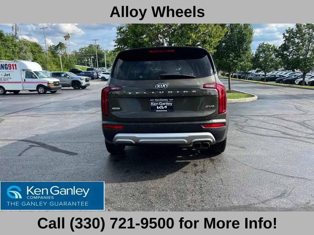 Used 2020 Green Kia S image 11