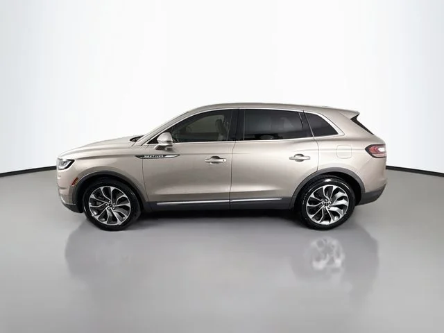 Used 2021 Mocha Lincoln Reserve image 4