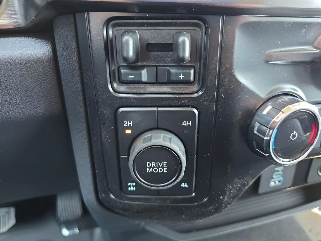 New 2026 Avalanche Ford F-350® Lariat® image 19