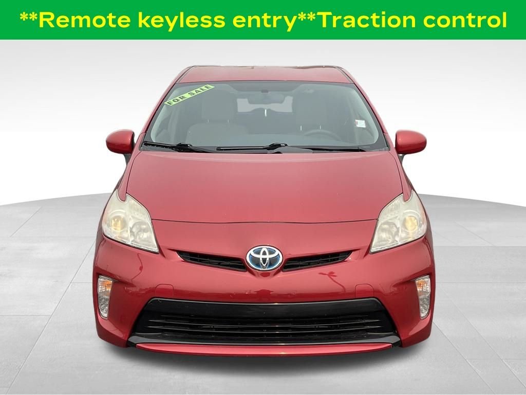 Used 2015 Barcelona Red Metallic Toyota One image 3