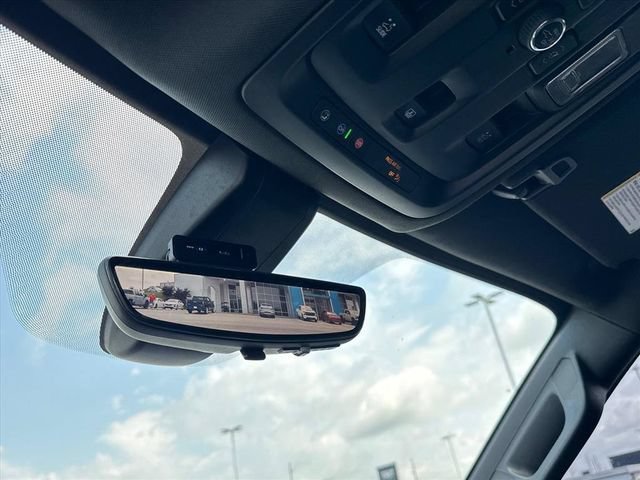 Used 2021 BLACK Chevrolet High Country image 22