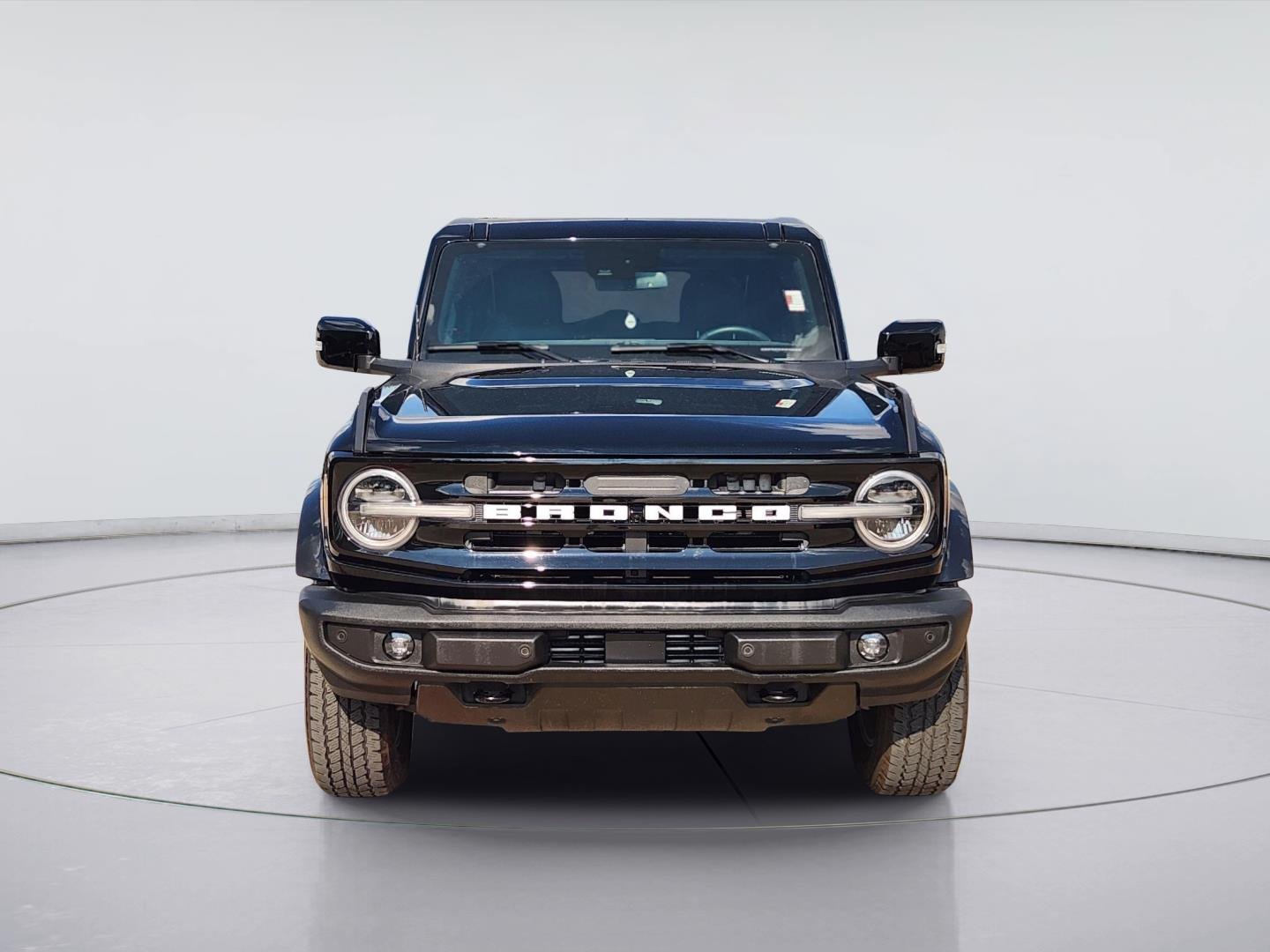 Used 2024 Black Ford Outer Banks image 2