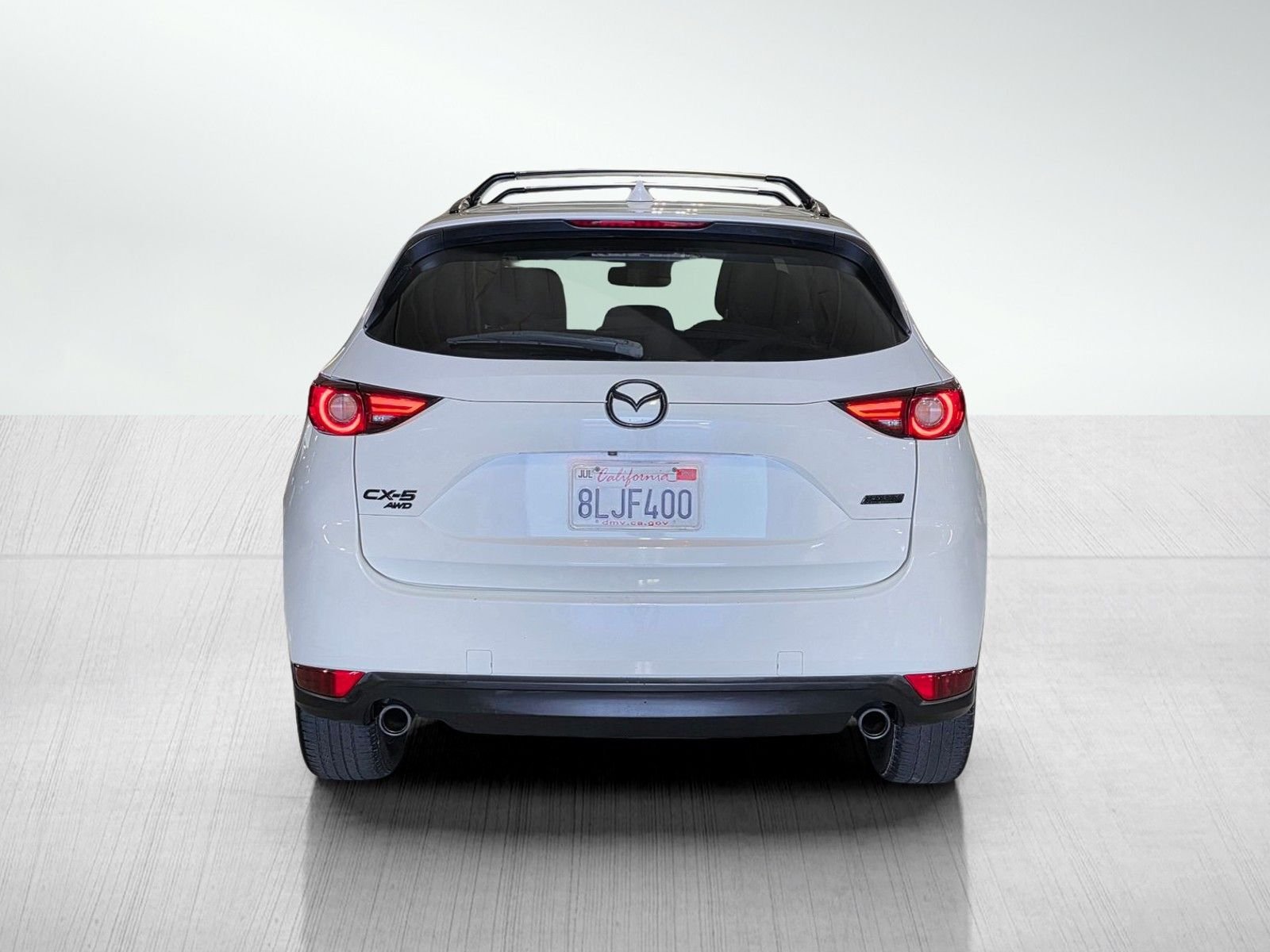 Used 2018 Snowflake White Pearl Mica Mazda Grand Touring image 6