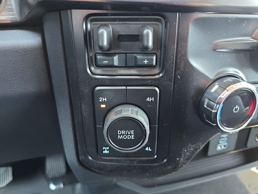 New 2026 Avalanche Ford F-350® Lariat® image 19