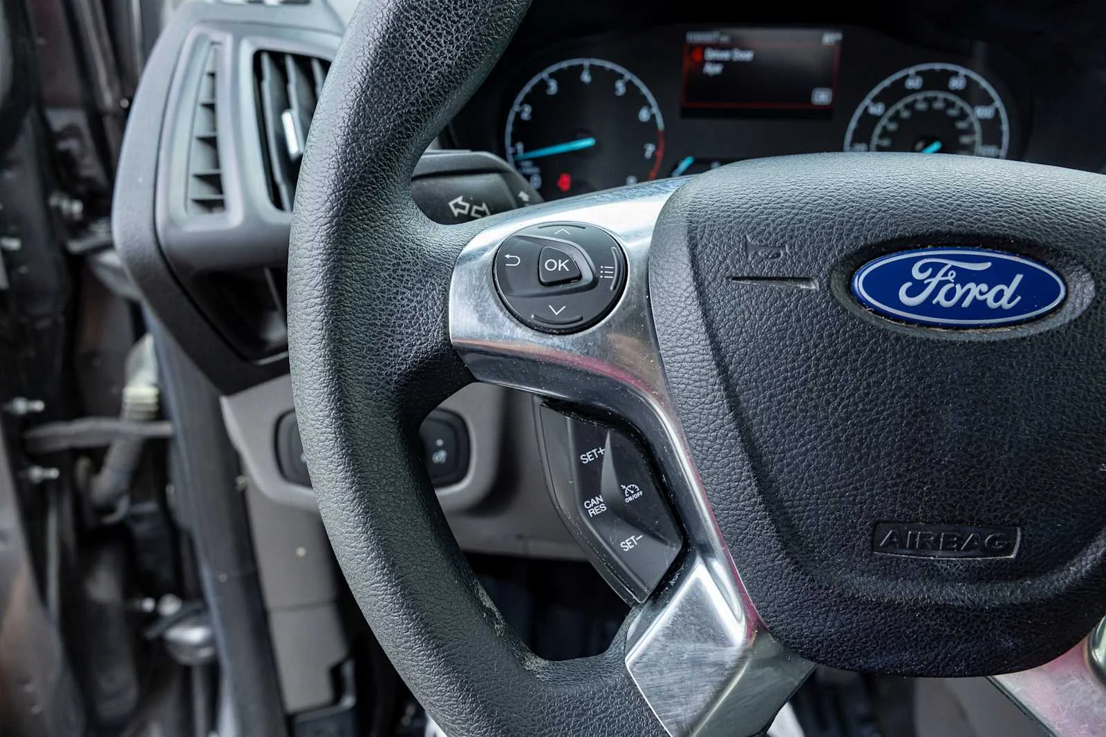 Used 2022 Magnetic Metallic Ford XL image 15