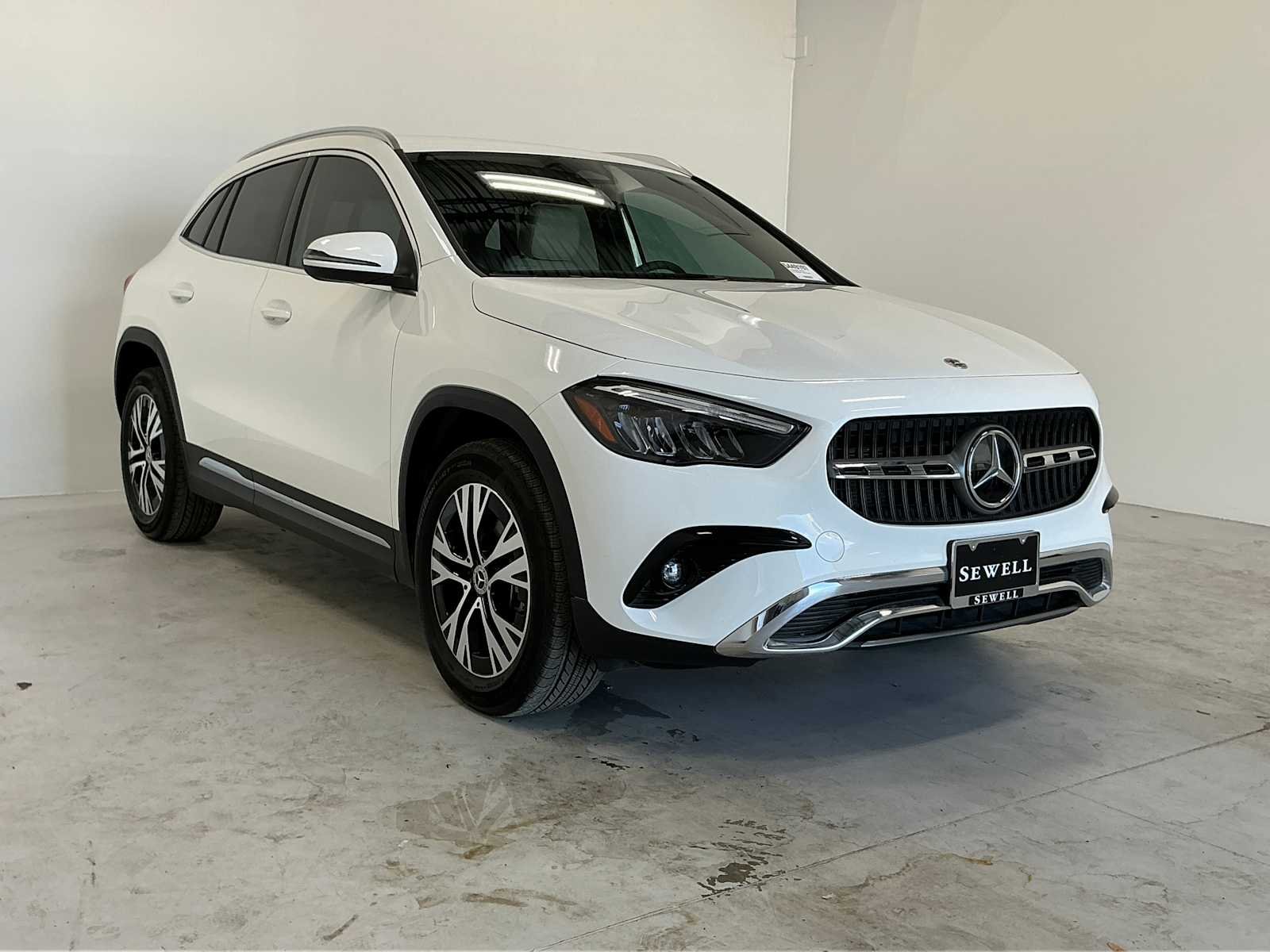 Certified Used 2026 Polar White Mercedes-Benz GLA 250 image 3