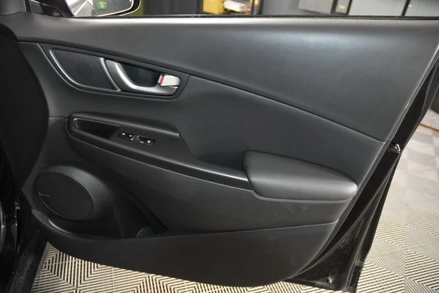 Used 2021 Black Hyundai Ultimate image 16