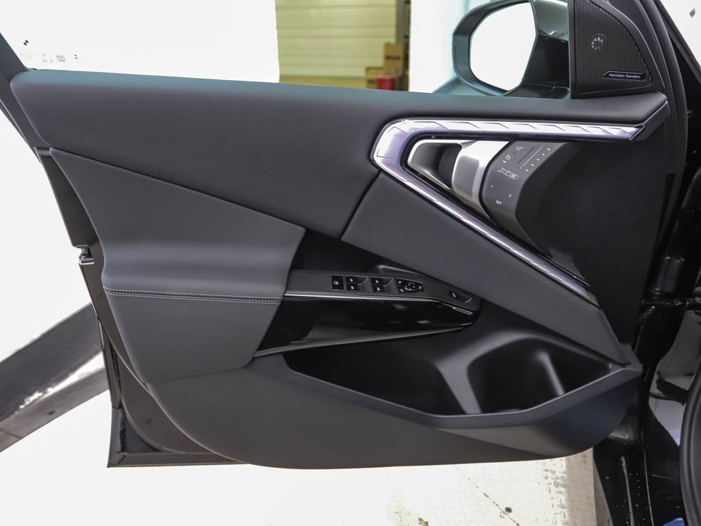 New 2026 Black Sapphire Metallic BMW 30 xDrive image 9